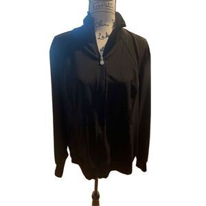 Black windbreaker jacket 